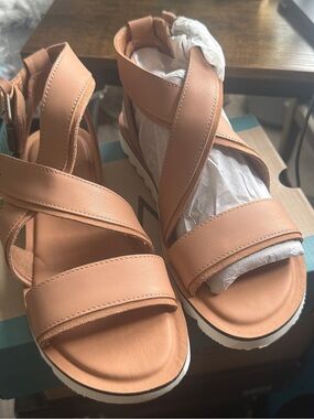 Toms Women's Peachy Tan Cross-Strap Platform Sandals